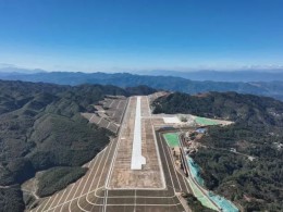 云南鳳慶通用機(jī)場(chǎng)建設(shè)工程項(xiàng)目土石方、地基處理及排水工程施工